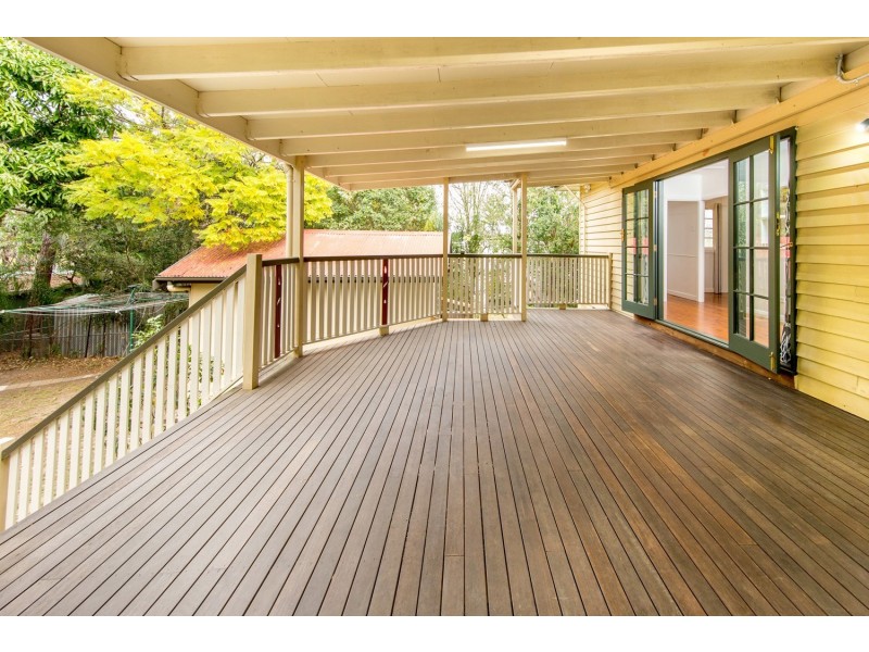 19 Goolara Street, Cannon Hill QLD 4170