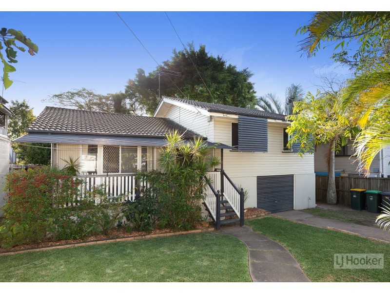 28 Meyrick Street, Cannon Hill QLD 4170