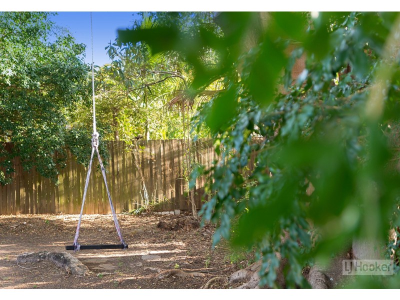 28 Meyrick Street, Cannon Hill QLD 4170