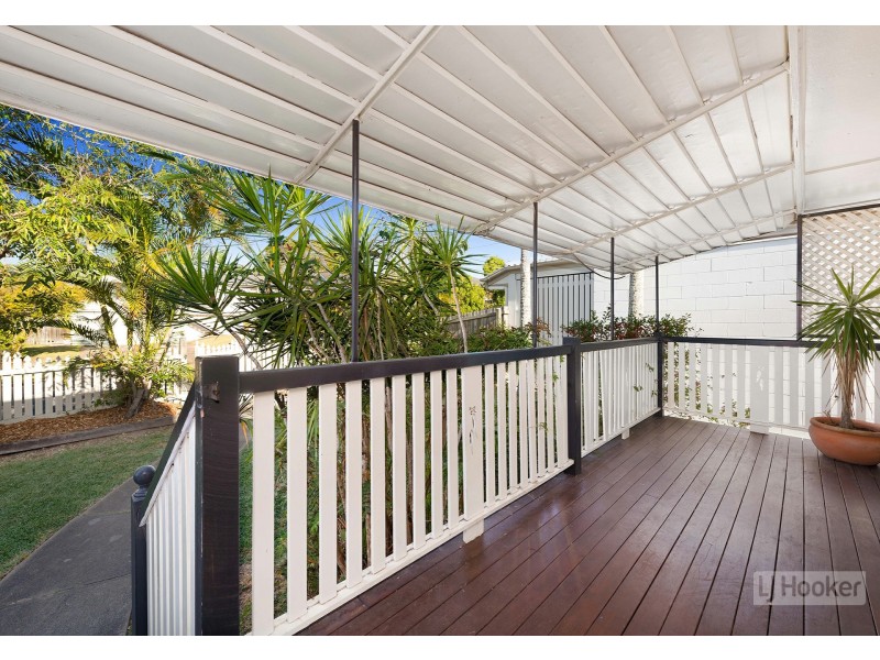 28 Meyrick Street, Cannon Hill QLD 4170