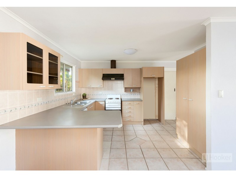 28 Meyrick Street, Cannon Hill QLD 4170