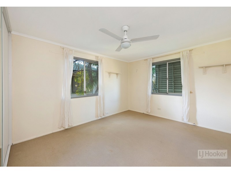 28 Meyrick Street, Cannon Hill QLD 4170