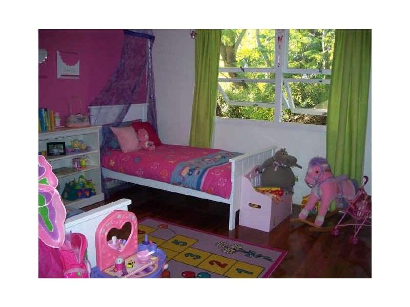 11 Lombard Street, Carina QLD 4152