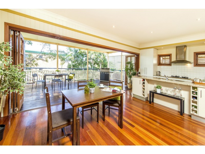 28 Redfern Street, Woolloongabba QLD 4102