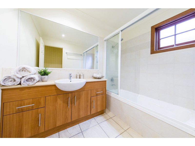 28 Redfern Street, Woolloongabba QLD 4102