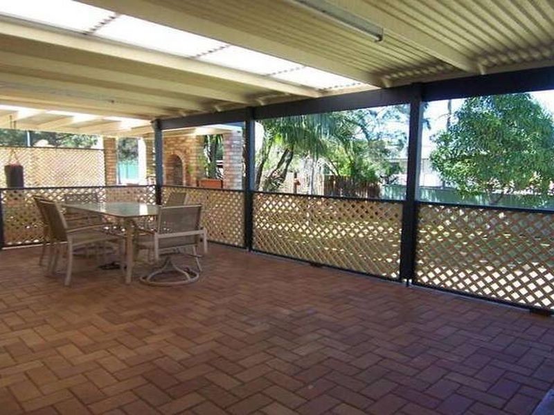 3 Rholanda Crescent, Springwood QLD 4127