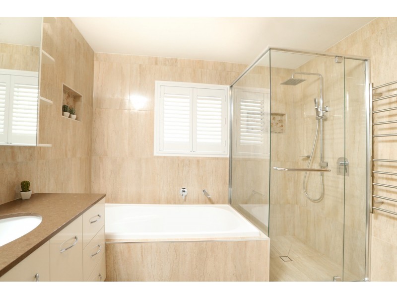 17 Edge Street, Murarrie QLD 4172