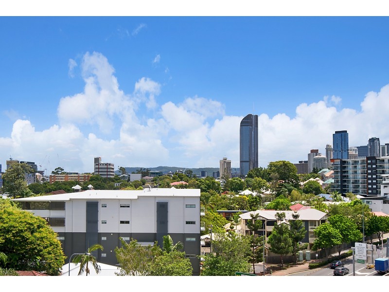 Unit 19/19 Thorn Street, Kangaroo Point QLD 4169