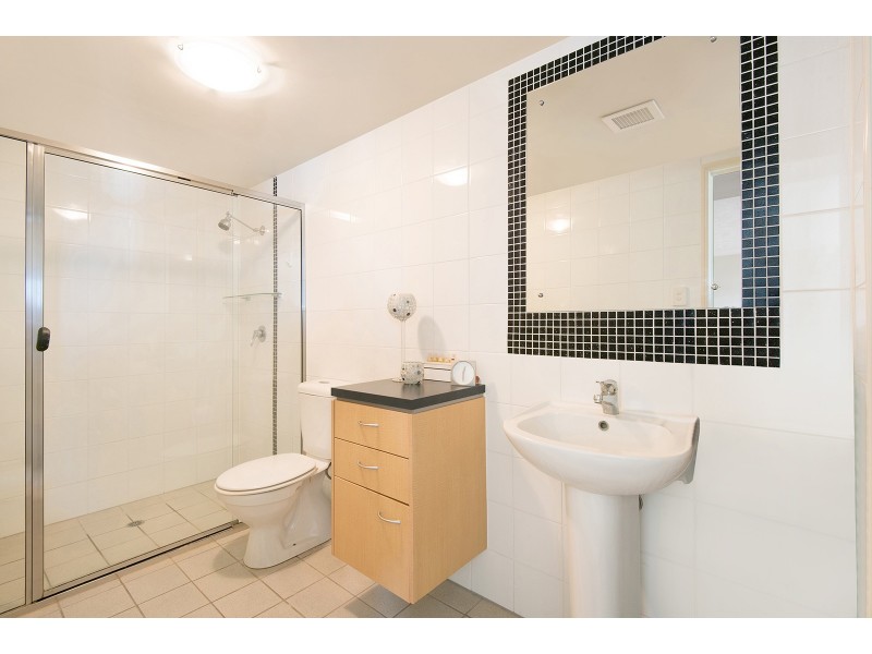 Unit 19/19 Thorn Street, Kangaroo Point QLD 4169
