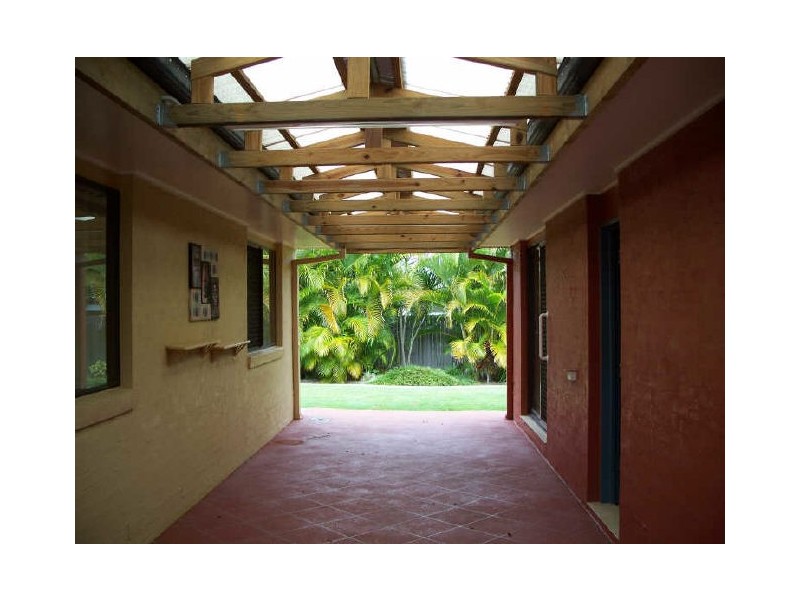 16 Barep Street, Shailer Park QLD 4128