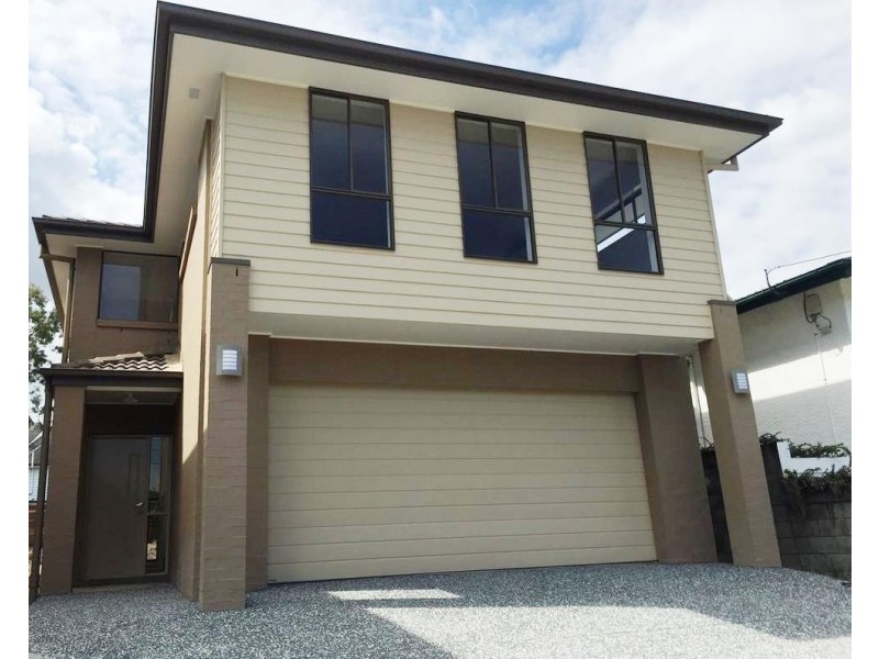 59 Shrapnel Road, Cannon Hill QLD 4170