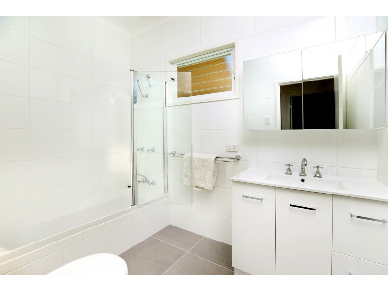 20 Herbert Street, Murarrie QLD 4172