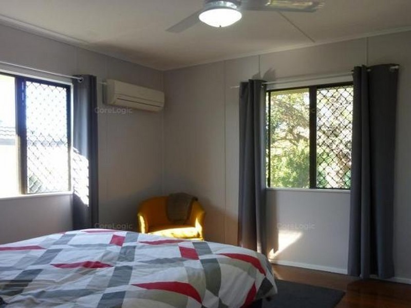 8 Meyrick Street, Cannon Hill QLD 4170