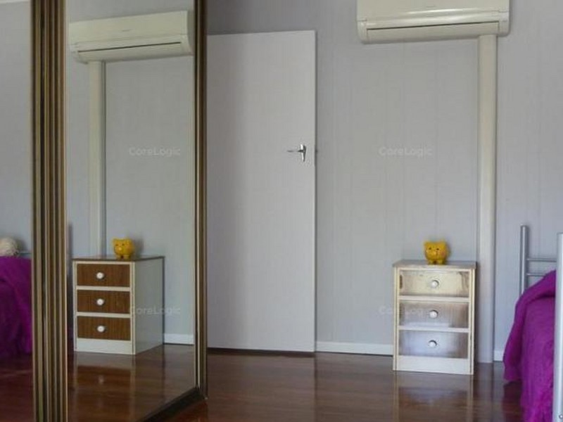 8 Meyrick Street, Cannon Hill QLD 4170