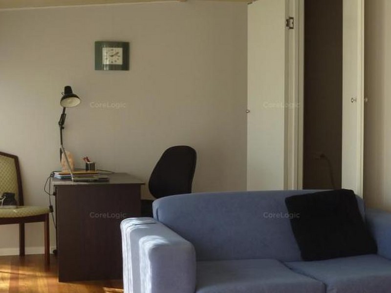 8 Meyrick Street, Cannon Hill QLD 4170