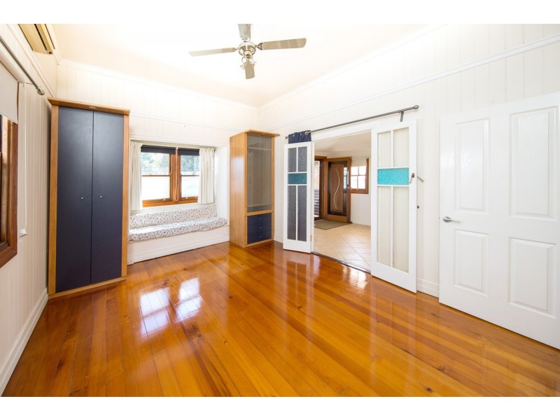 33 Grenade Street, Cannon Hill QLD 4170