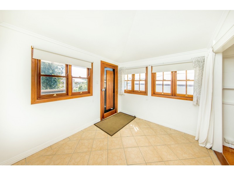 33 Grenade Street, Cannon Hill QLD 4170