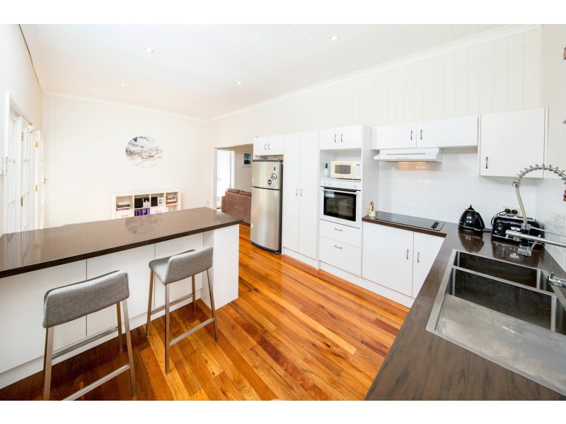 67 Gallipoli Road, Carina QLD 4152