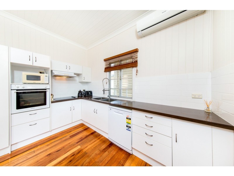 67 Gallipoli Road, Carina QLD 4152