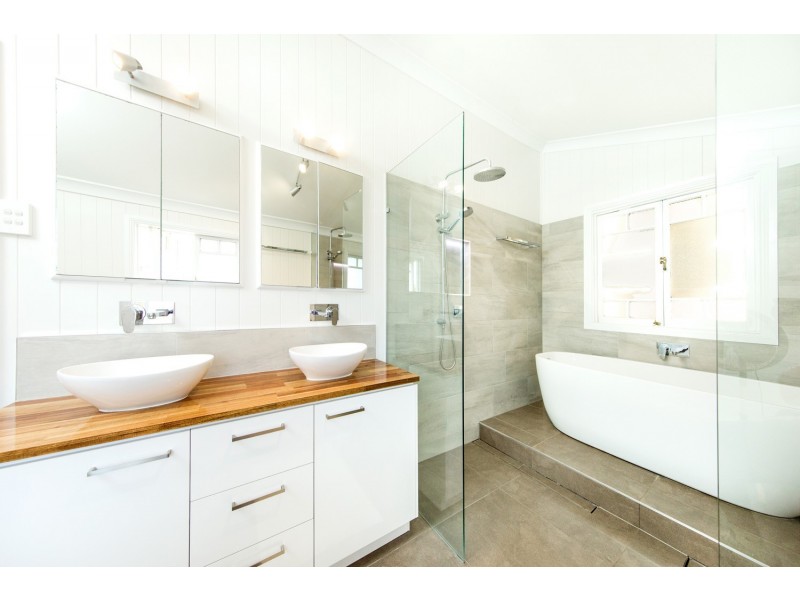 67 Gallipoli Road, Carina QLD 4152