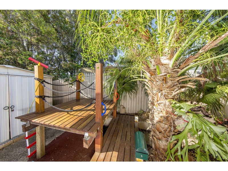 8 Sourris Court, Carina QLD 4152