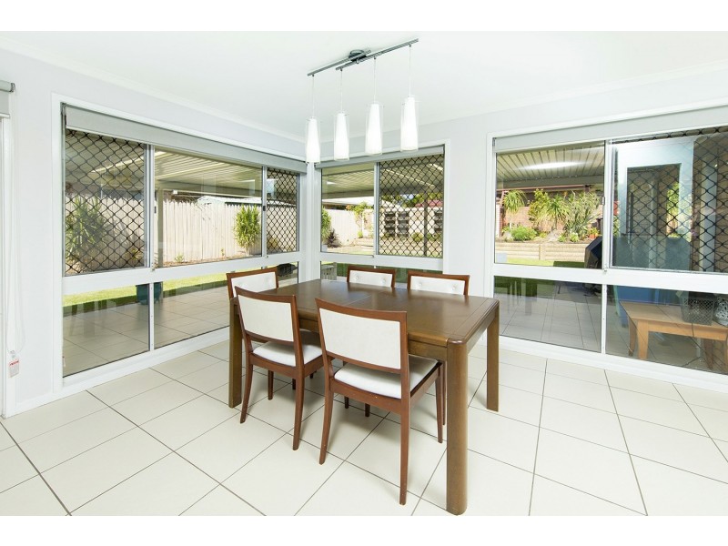 8 Sourris Court, Carina QLD 4152