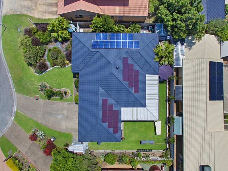 8 Sourris Court, Carina QLD 4152