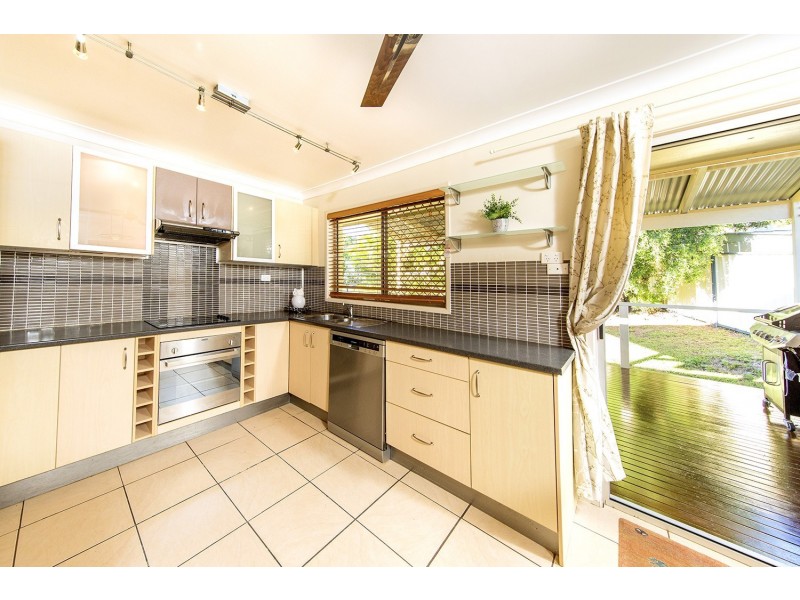 63 Jardine Drive, Springwood QLD 4127