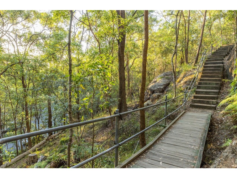 63 Jardine Drive, Springwood QLD 4127