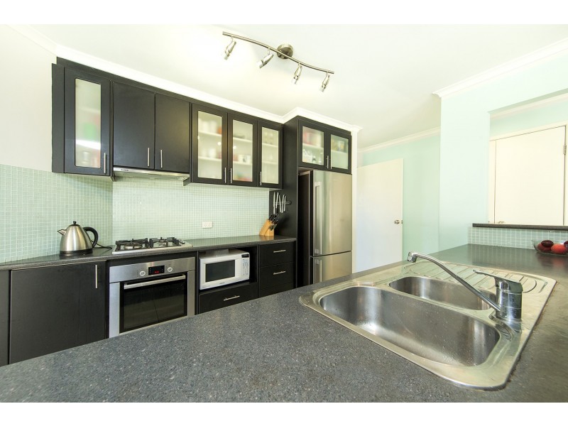 8 Sourris Court, Carina QLD 4152