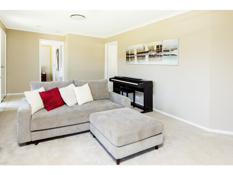 8 Sourris Court, Carina QLD 4152