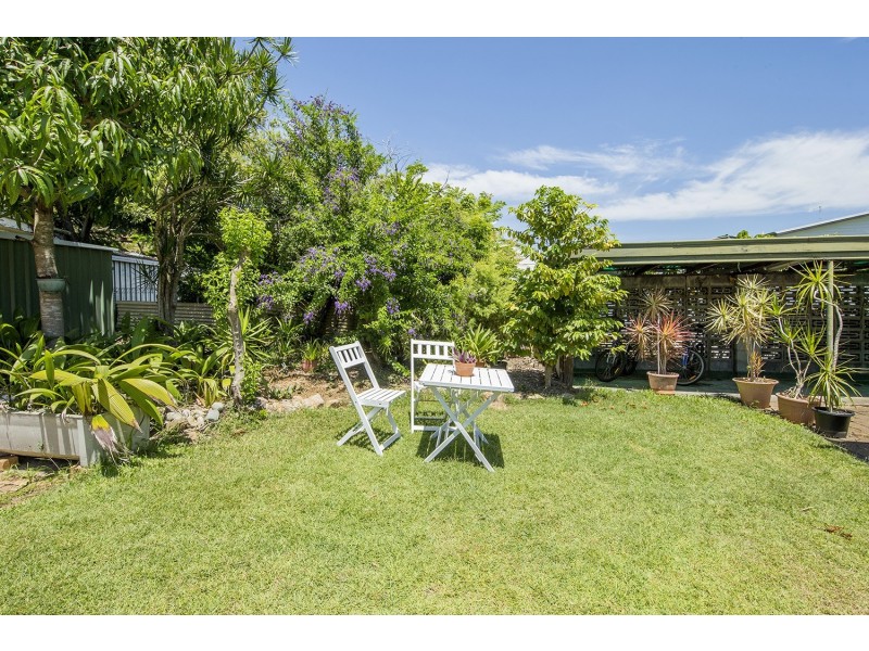 8 Meyrick Street, Cannon Hill QLD 4170