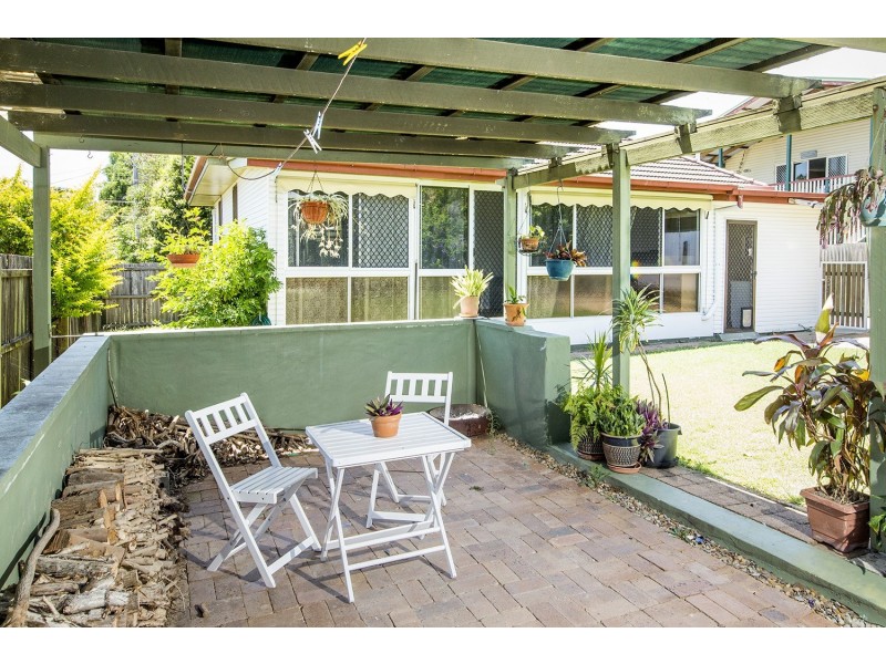 8 Meyrick Street, Cannon Hill QLD 4170