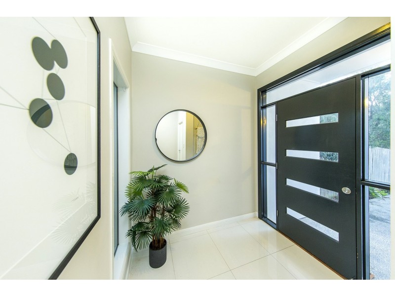 21 Grenade Street, Cannon Hill QLD 4170