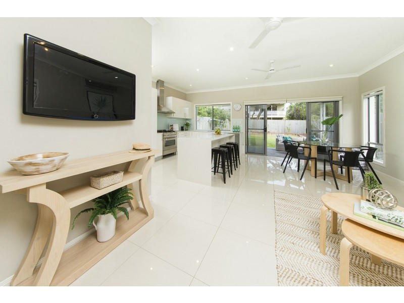 21 Grenade Street, Cannon Hill QLD 4170