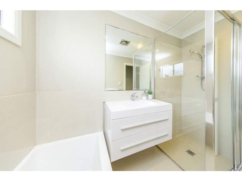 21 Grenade Street, Cannon Hill QLD 4170