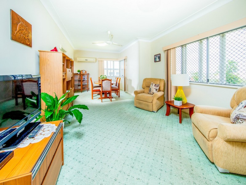 39 Dorothea Street, Cannon Hill QLD 4170