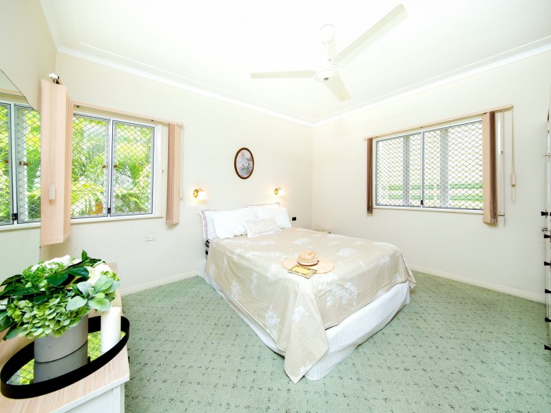 39 Dorothea Street, Cannon Hill QLD 4170