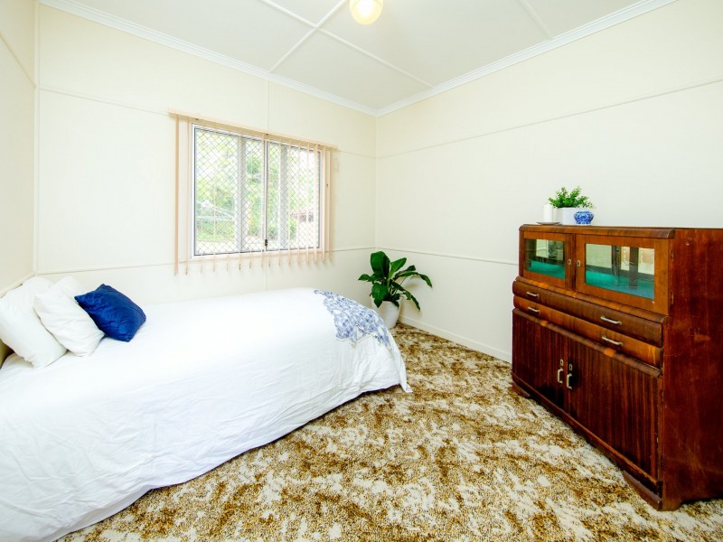 39 Dorothea Street, Cannon Hill QLD 4170