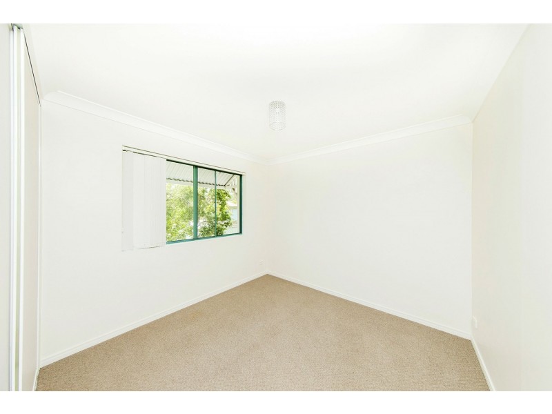 Unit 4/32 Pashen Street, Morningside QLD 4170