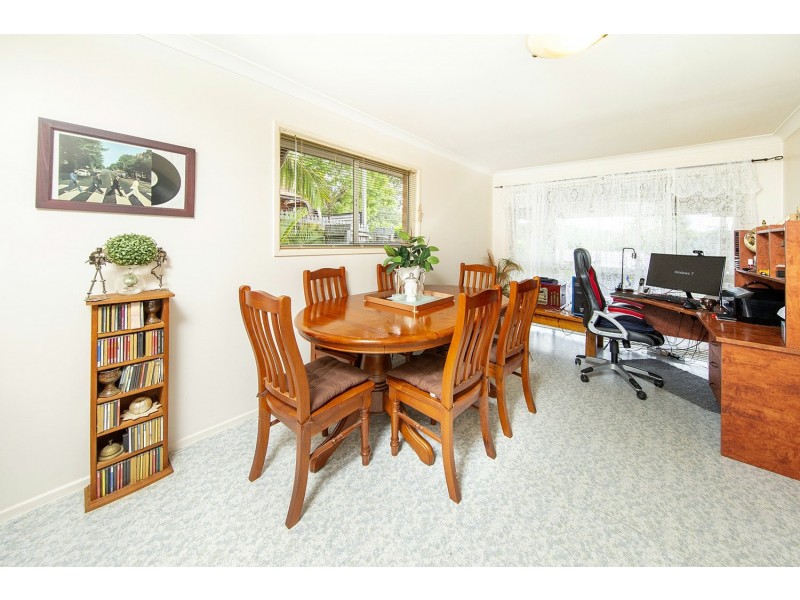 12 Little John Street, Daisy Hill QLD 4127