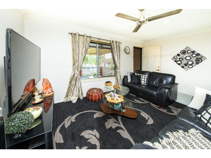 12 Little John Street, Daisy Hill QLD 4127