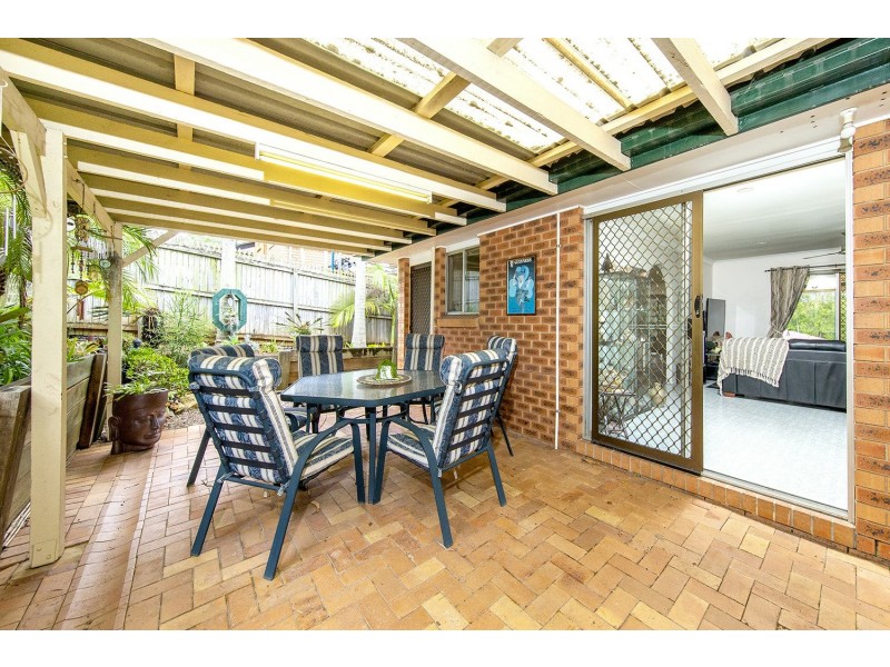 12 Little John Street, Daisy Hill QLD 4127