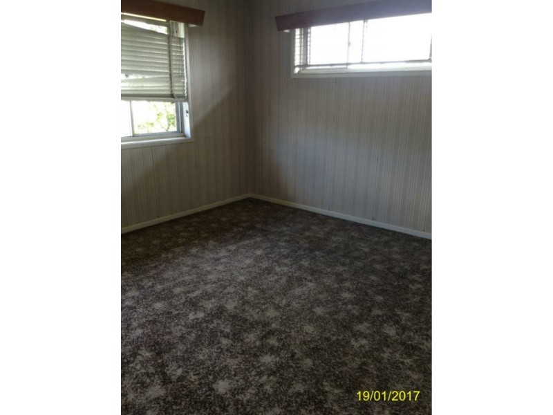 1890 Creek Road, Cannon Hill QLD 4170