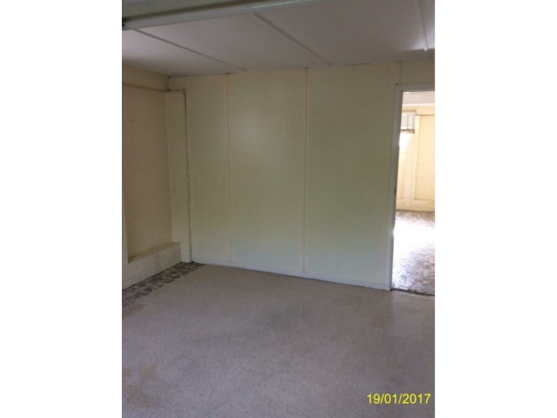 1890 Creek Road, Cannon Hill QLD 4170