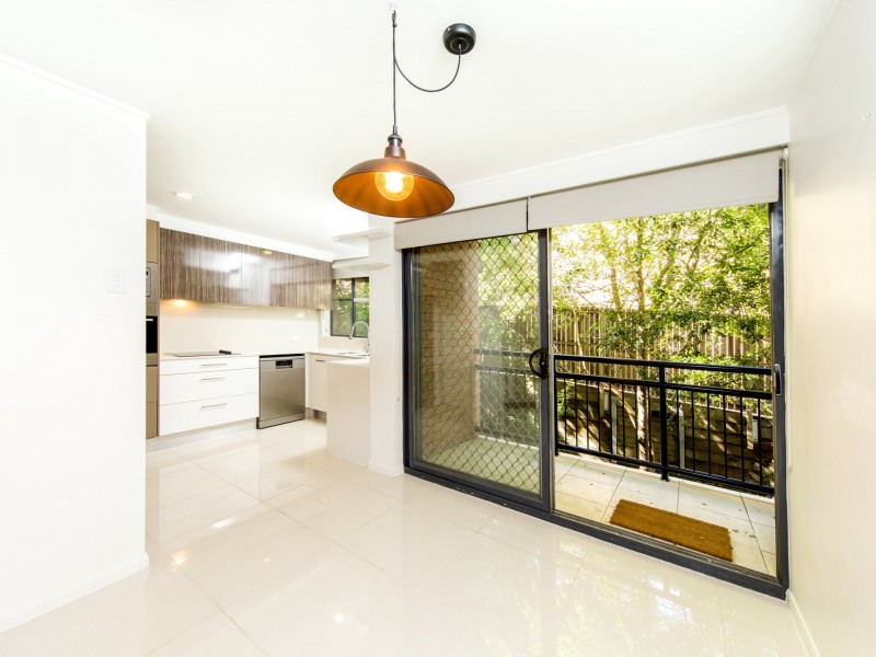 1/32 Agnes Street, Morningside QLD 4170