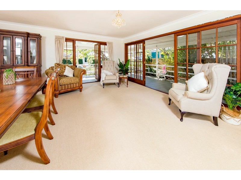 6 Chater Street, Carina QLD 4152