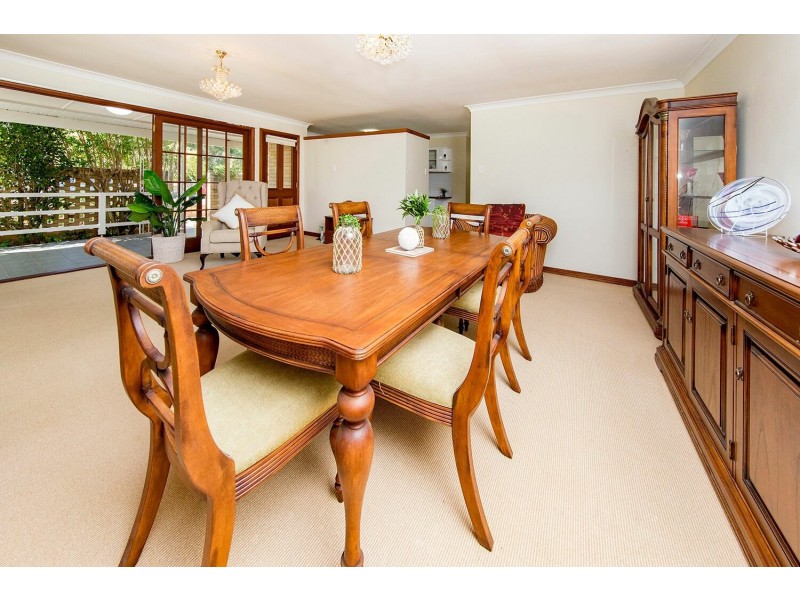 6 Chater Street, Carina QLD 4152