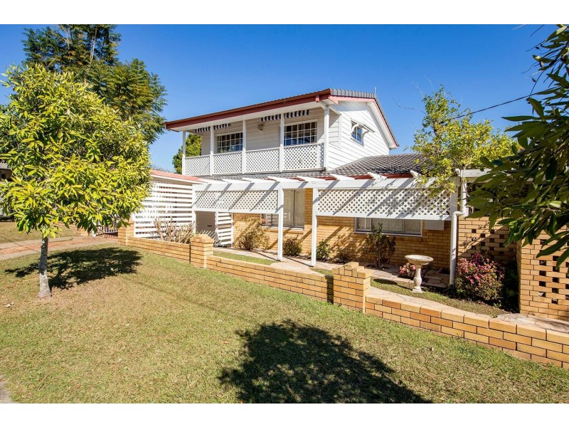 6 Chater Street, Carina QLD 4152