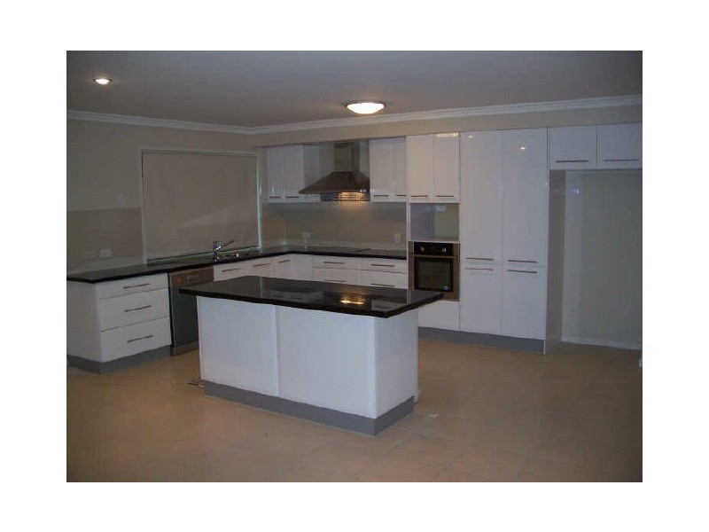 981 Wynnum Rd, Cannon Hill QLD 4170